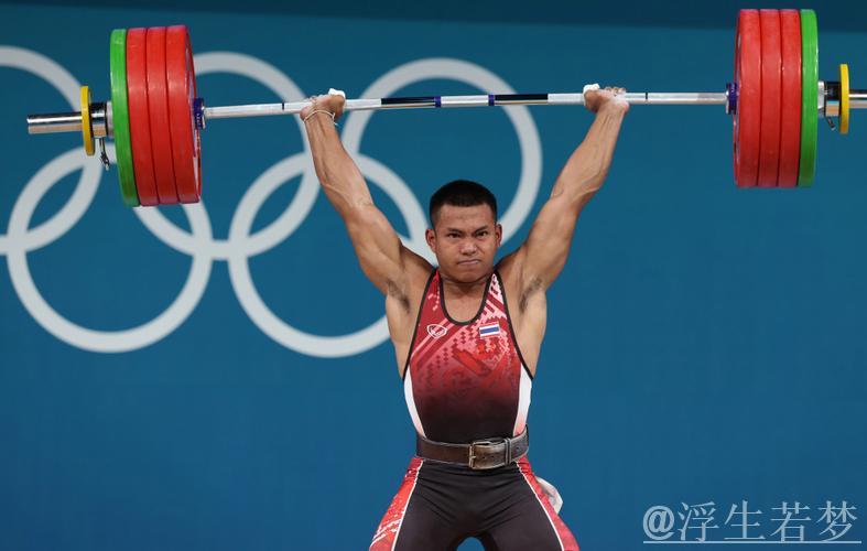 刘伟健斩获举重男子73公斤级双金殊荣