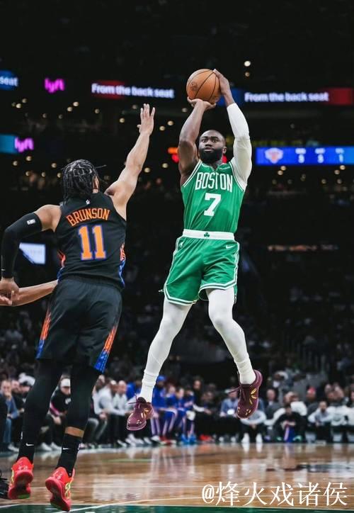 骑士轻取爵士5连胜 布朗35分魔术逆转险胜绿军