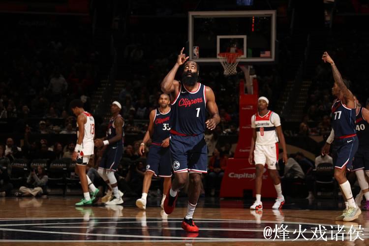 哈登创里程碑快船击败爵士终结连败 活塞力克奇才送对手8连败